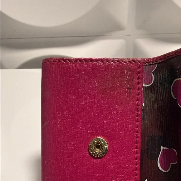 Gucci Small Leather Wallet in Berry with Gold Heart GG - Picture 2 of 8